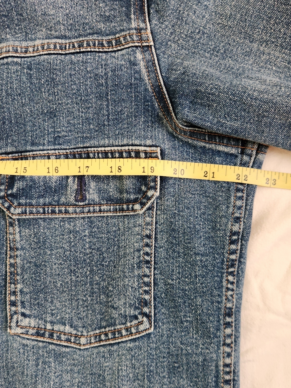Uniqlo Men's Medium Blue Denim Jacket - Picture 4 of 5